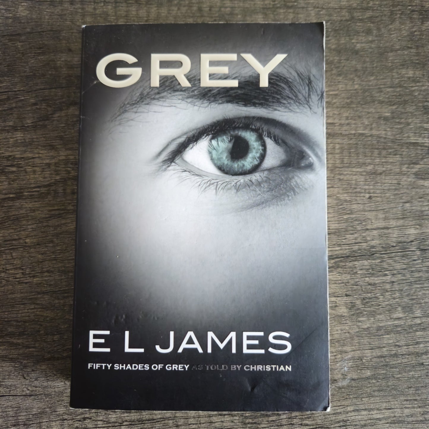 Fifty 50 Shades of Grey, Darker & Freed Trilogy 3 Books By E L James Paperback